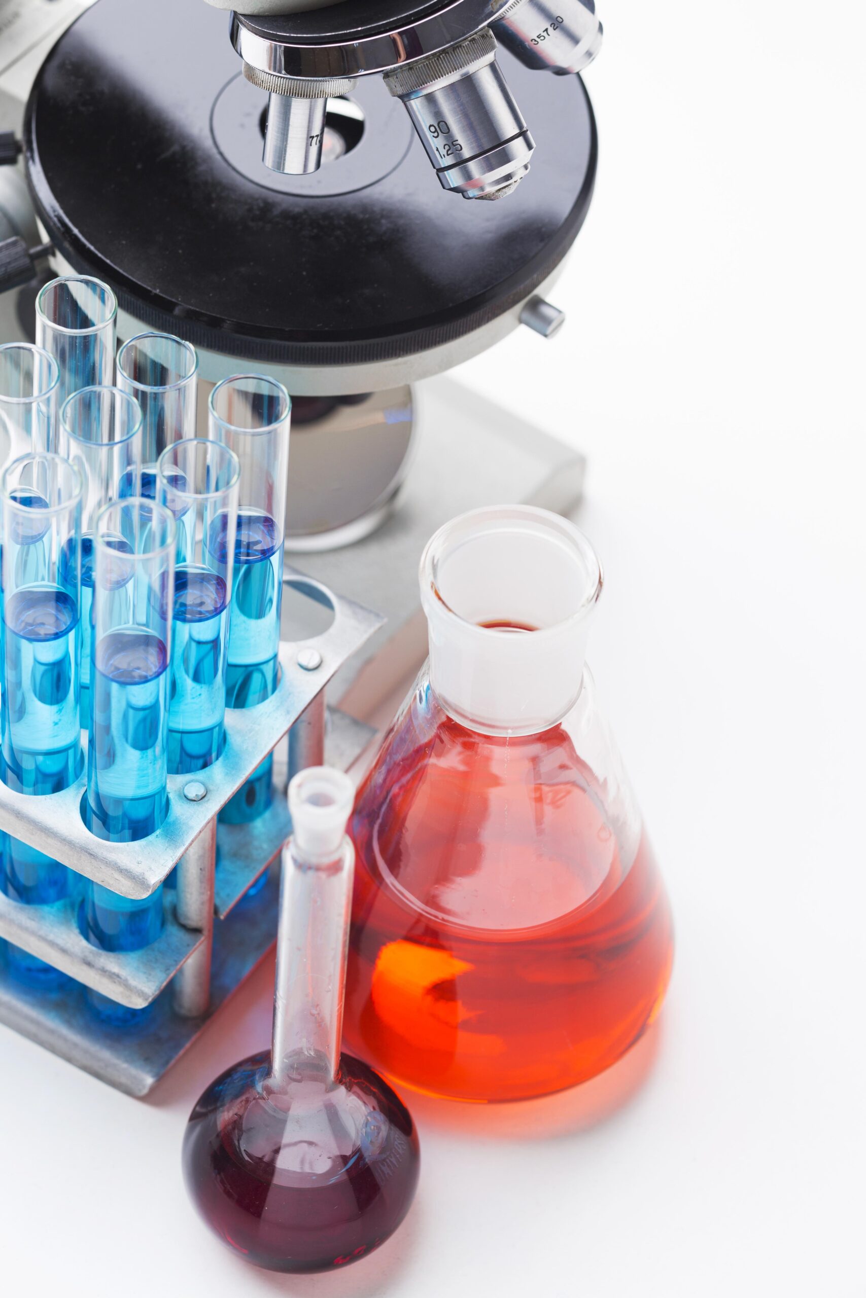 high angle science elements with chemicals assortment (1)
